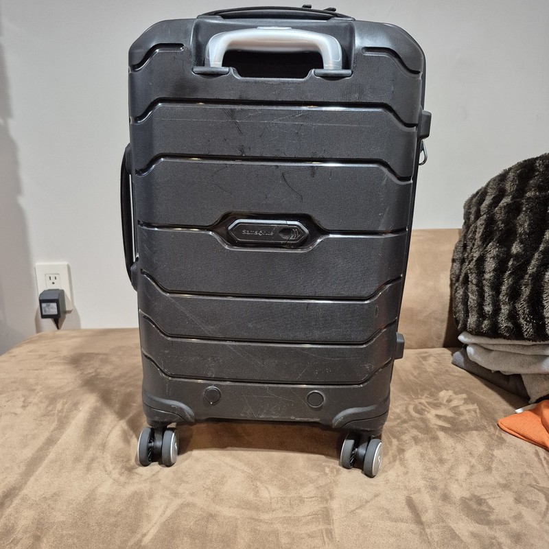 Samsonite Tech Two 2.0 2-piece Hardside Set Luggage Gray 27 & 21 N/b gallery