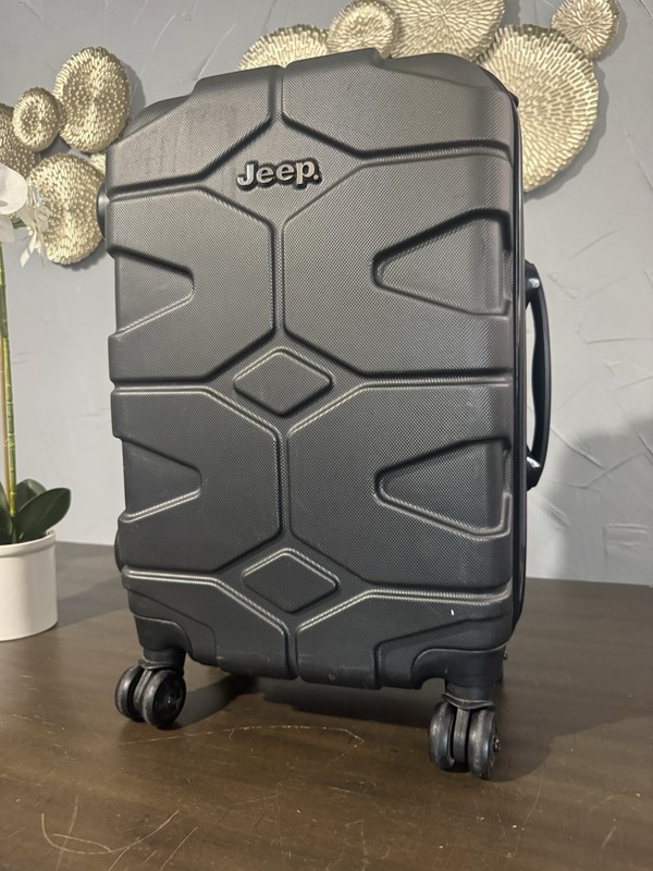 Jeep Rolling Spinner Suitcase Heavy Duty Hard Case Luggage Dark Gray 18″ x 27″