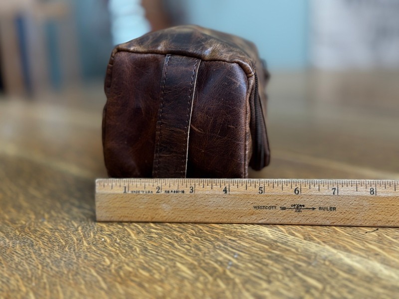 Full Grain Distressed Leather Kit Shaving Toiletry Travel Bag Dark Brown gallery