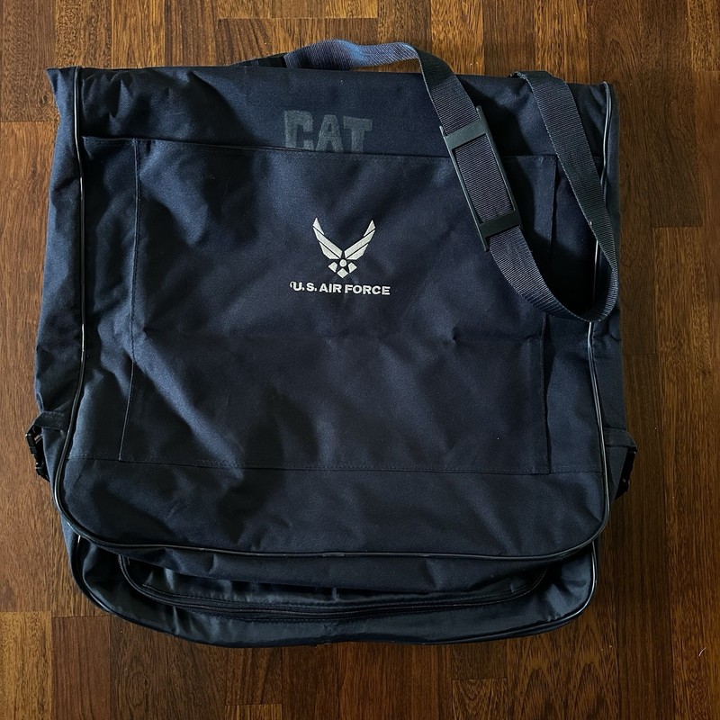 United States Air Force Uniform Luggage Garment Travel Bag USAF US Military Navy