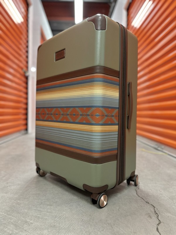 Pendleton Aztec Southwestern 22” Carry On Spinner Suitcase Loden Green NWT