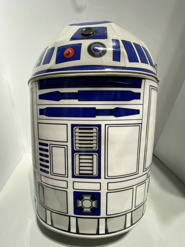 Disney Store Star Wars R2D2 Rolling Suitcase With Light And Sound Round