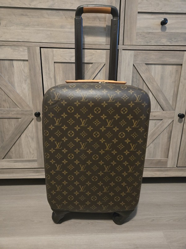 Louis Vuitton Zephyr 55 Rolling Luggage