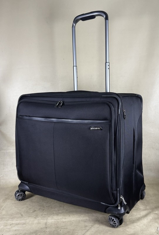 Samsonite Black 24” Expandable Spinner Garment Bag Extra Large Suitcase Luggage
