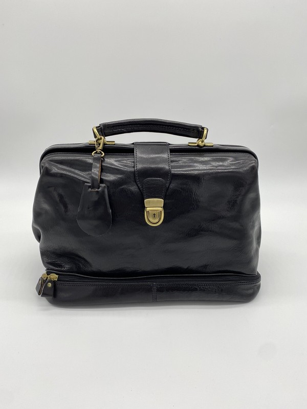 Saga Leather Custom Made Bag *Made In Canada* 14” x 8” x 9”