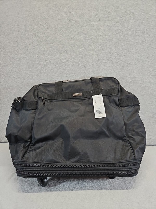 Hanke Black Solid 20 Inch And Expandable Fast Rolling Carry On Bag – New (C15)