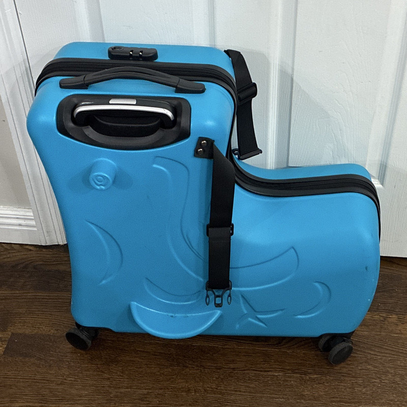 Travelpro Blue Hard Shell Suitcase ABS Plastic Wheels Combination Lock Pre-owned