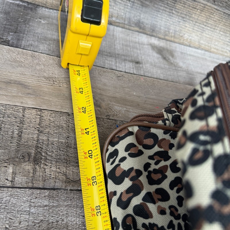 Global Tour Rolling Weekend Duffle Travel Bag Leopard Print Pattern gallery