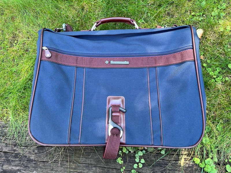 Samsonite Garment Bag 22 Inch Silhouette 4 Ultravalet Big Luggage Suitcase Navy