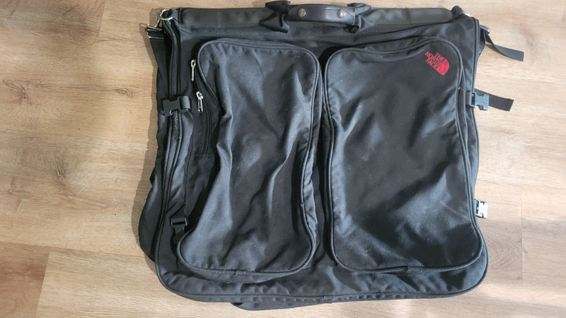 Great Cond. RARE VINTAGE THE NORTH FACE Solid Black Garment Travel Bag w/ Strap
