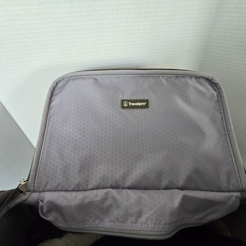 Travelpro Maxlite 5 Softside Weekender Bag Taupe Grey gallery